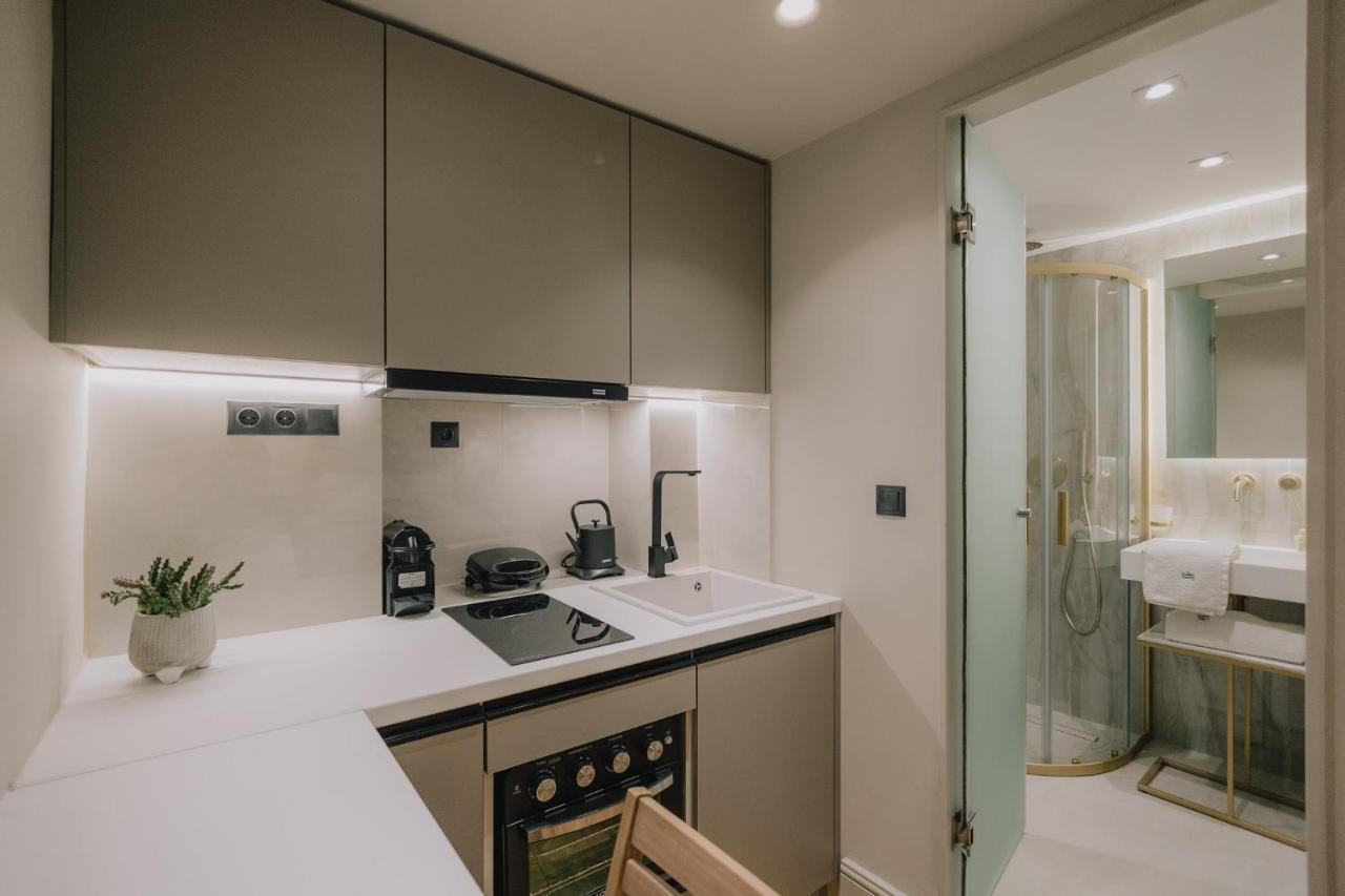 Sanrocco Suites -Corfu Town Luxury Apartments Extérieur photo
