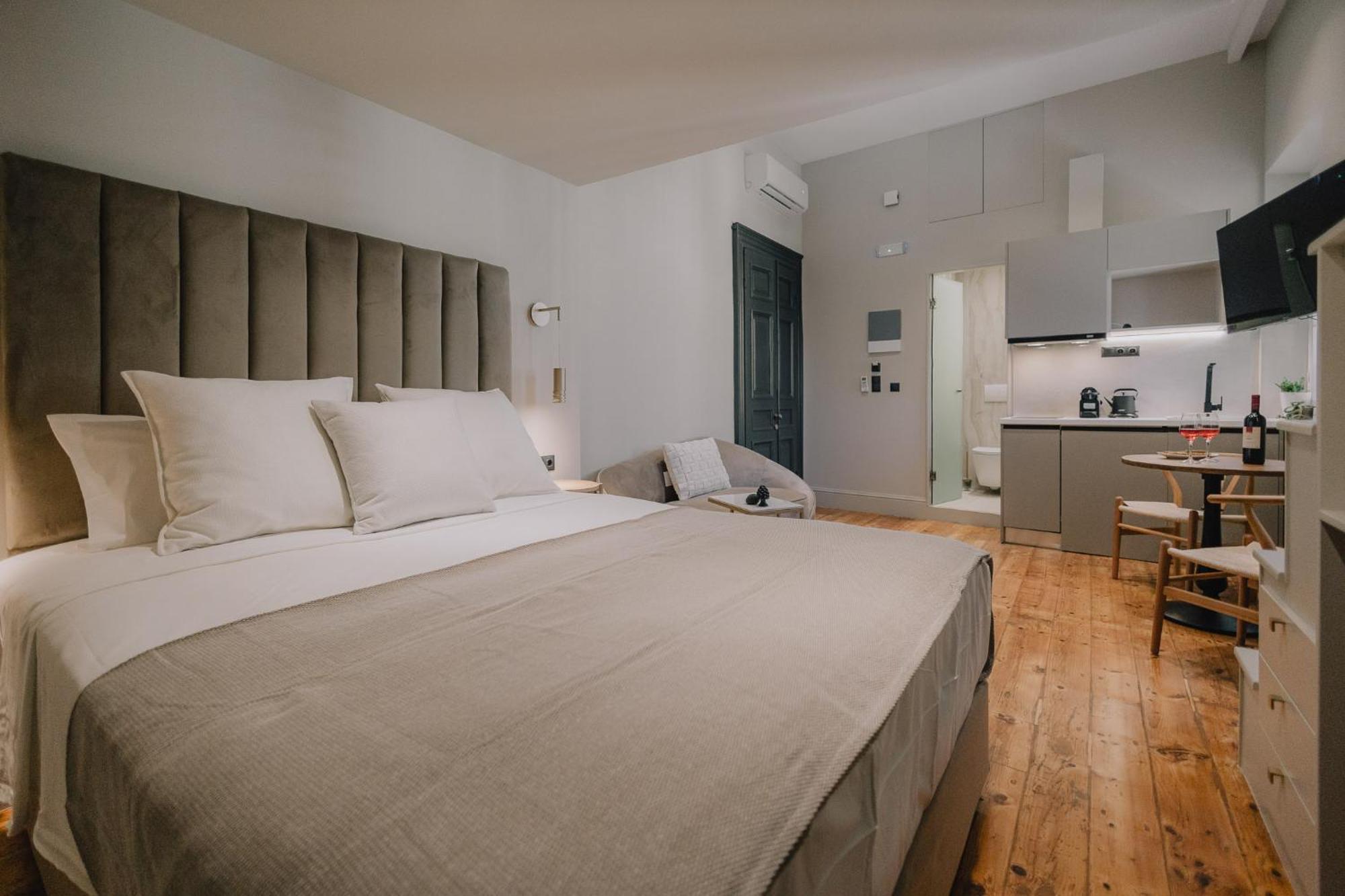 Sanrocco Suites -Corfu Town Luxury Apartments Extérieur photo